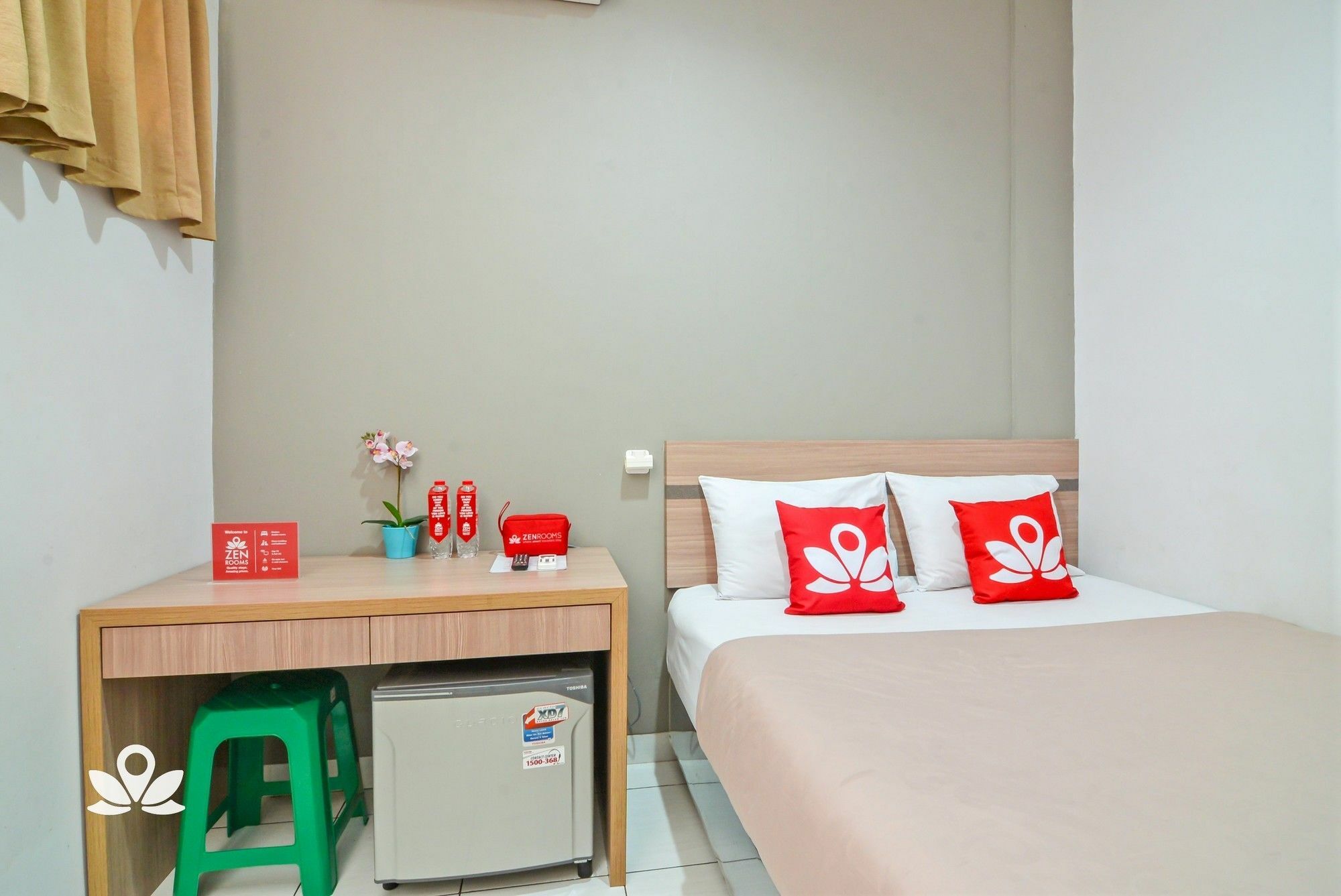 Zen Rooms Karet Pedurenan Jacarta Exterior foto